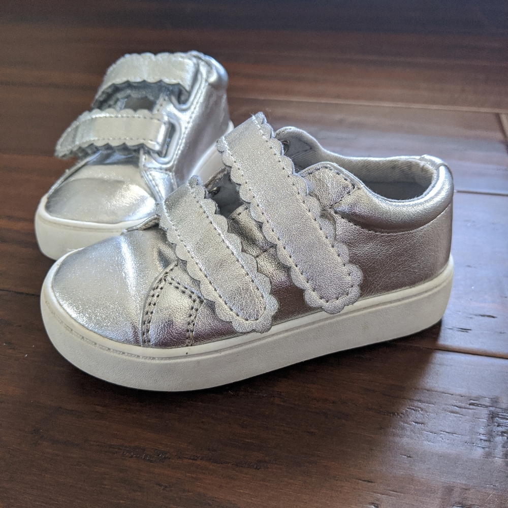 Cat & Jack velcro sneakers